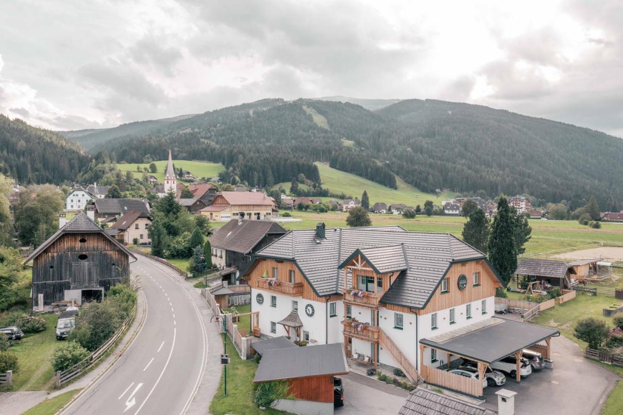 Landhaus Holzer Санкт-Маргаретен-им-Лунгау Экстерьер фото